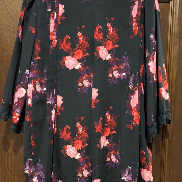 ROAMAN'S- BEAUTIFUL - COLORFUL TUNIC - SIZE 22W - Picture 3 of 3